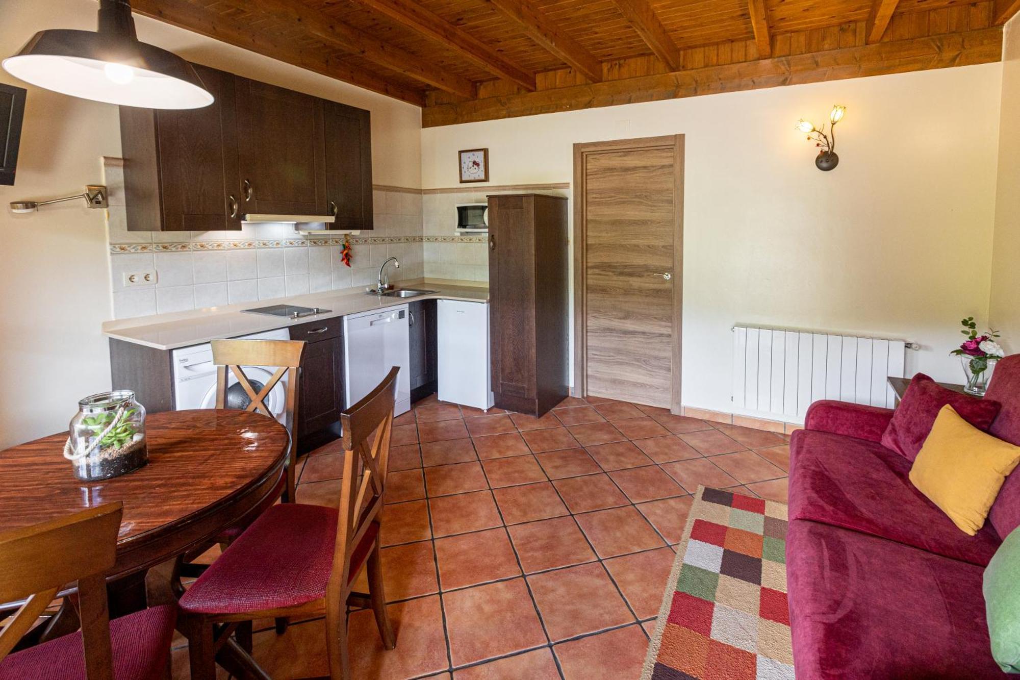 Apartamentos El Pedrayu 오니스 외부 사진