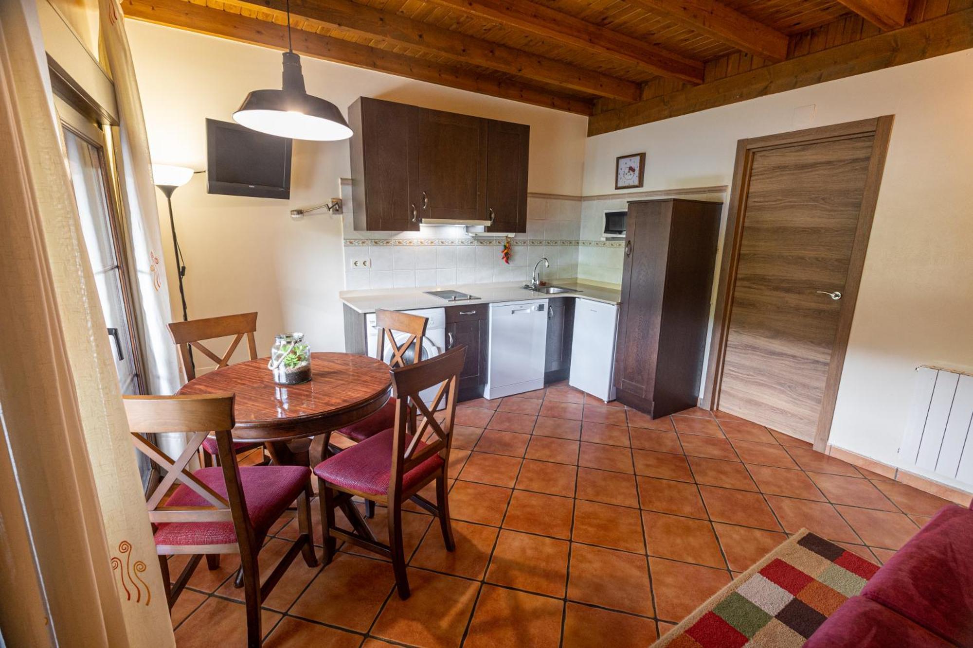 Apartamentos El Pedrayu 오니스 외부 사진